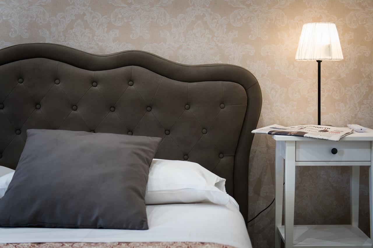 Suite Colosseo Apt. ローマ エクステリア 写真